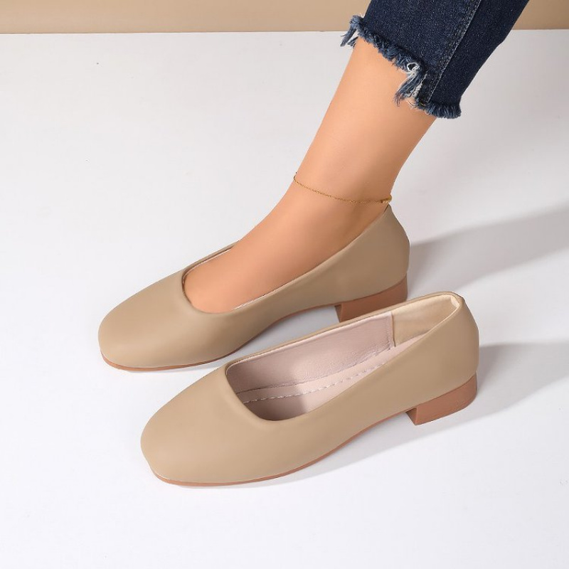 Soft Leather Round Toe Slip-On - огляд і ціна Leather Work Heels