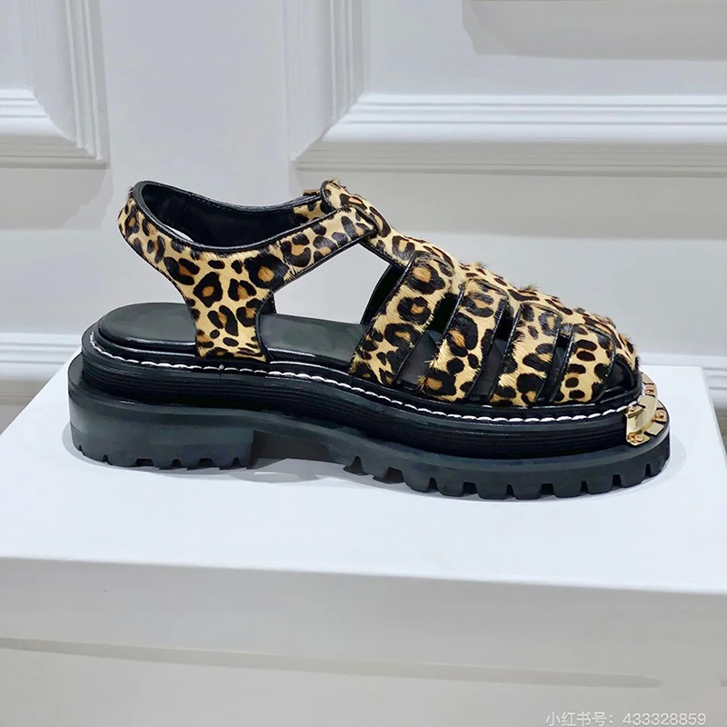Rivet Design Womens 2025 New S - огляд і ціна Leatherwork Rivets