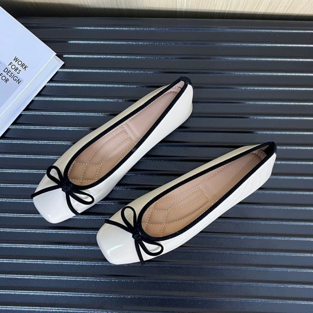 Women Nude Pink Patent Leather - огляд і ціна Leather Work Heels