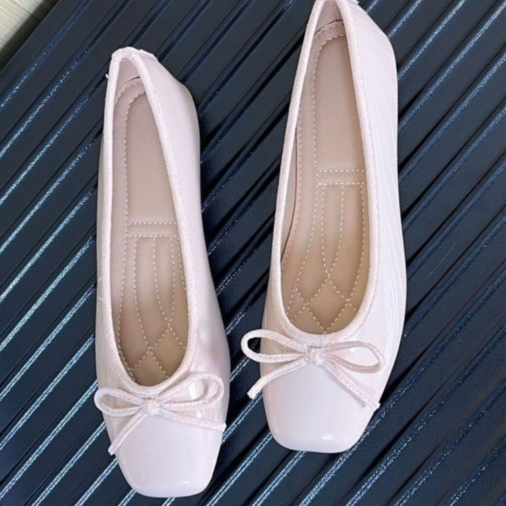 Women Nude Pink Patent Leather - огляд і ціна Leather Work Heels