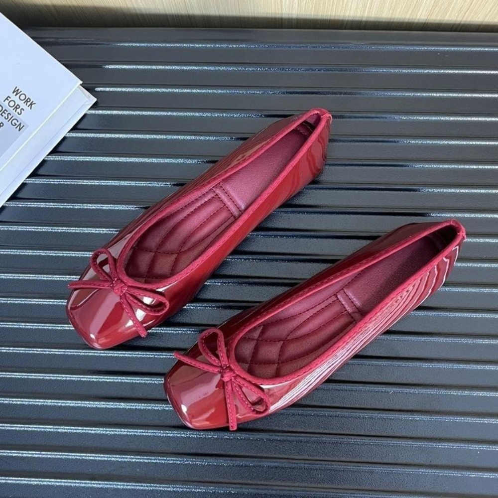 Women Nude Pink Patent Leather - огляд і ціна Leather Work Heels
